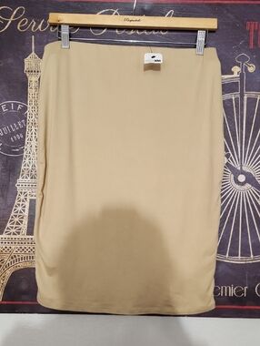 Fashion Nova Tan Pencil Skirt - Sleek Office Staple